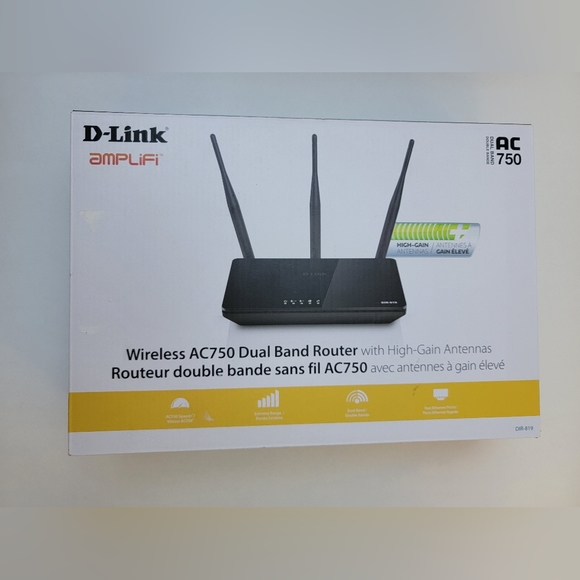 Wireless AC750 Dual Band Router - (DIR-819) - Picture 8 of 9